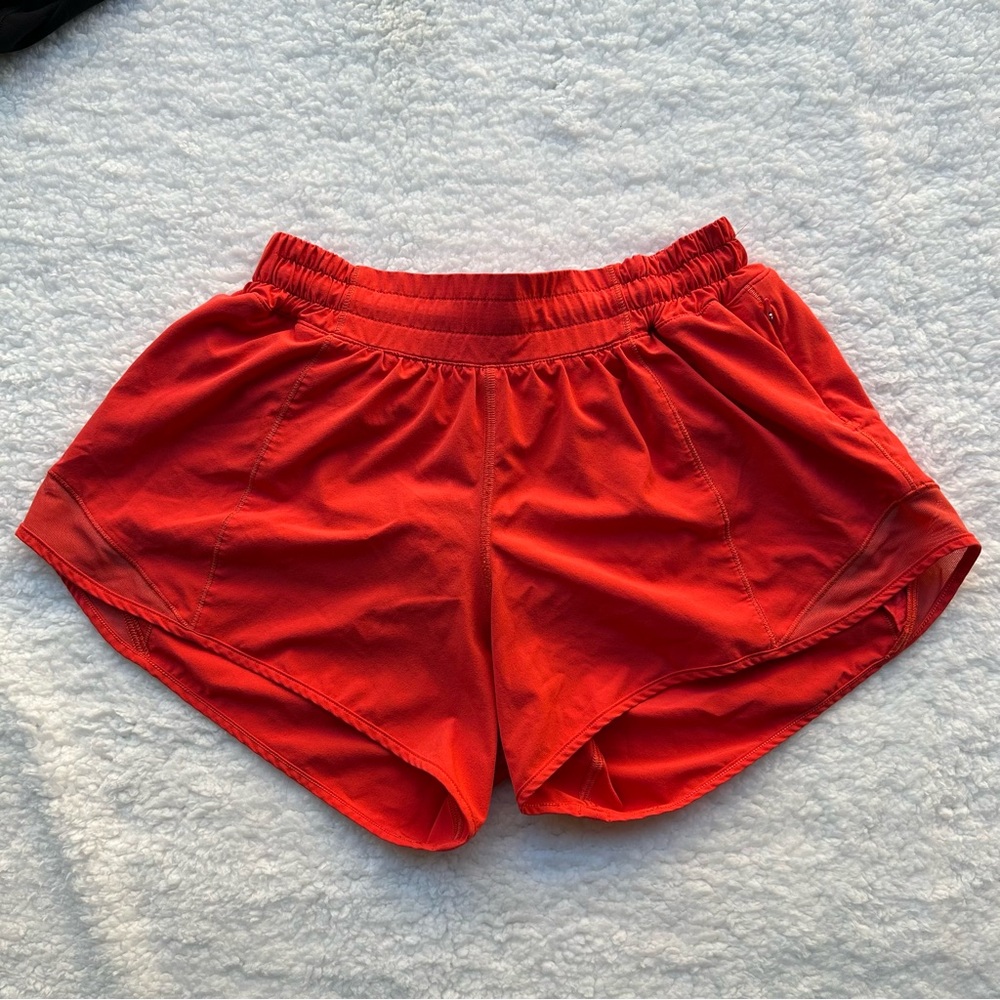 Lululemon red Hotty hot shorts size 6